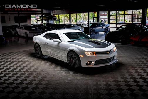 Summit White 2014 Chevrolet Camaro SS 1LE