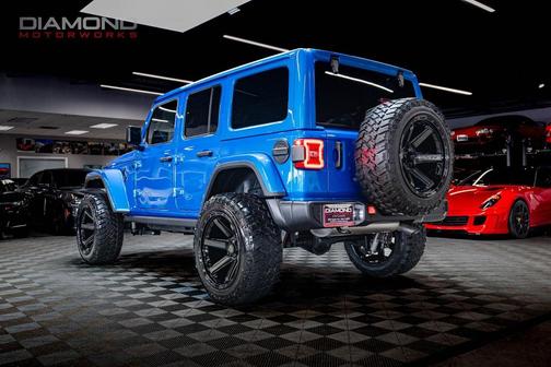 2024 Jeep Wrangler Sahara 4X4