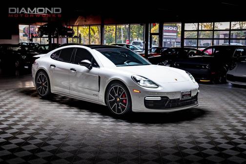 2019 Porsche Panamera GTS