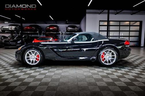 2005 Dodge Viper SRT-10