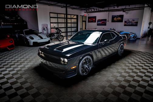 Pitch Black Clear Coat 2023 Dodge Challenger SRT Hellcat