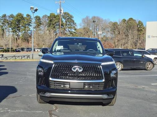 2025 INFINITI QX80 Luxe