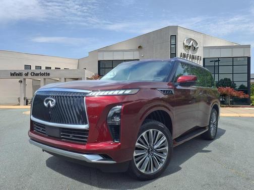 2025 INFINITI QX80 Luxe
