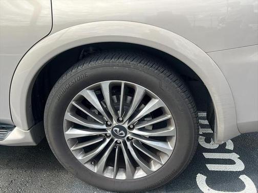 2018 INFINITI QX80 Base