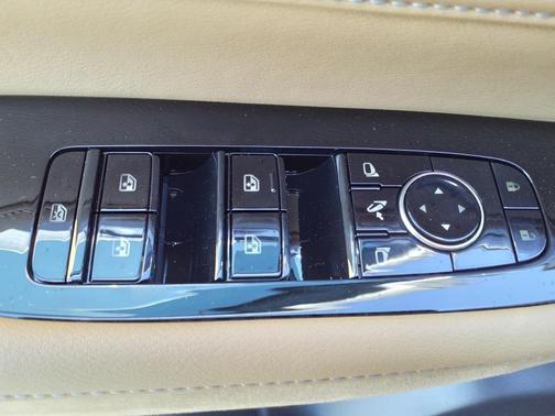 2025 INFINITI QX80 SENSORY AWD