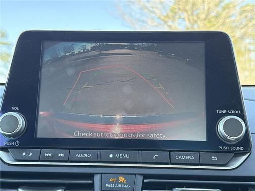 2023 Nissan Altima SR FWD