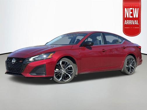 2023 Nissan Altima SR FWD