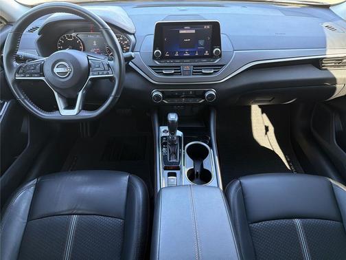 2023 Nissan Altima SR Intelligent AWD