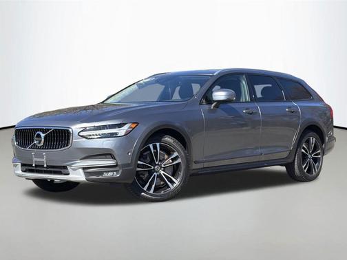 2018 Volvo V90 Cross Country T5