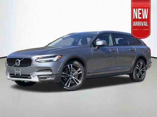 2018 Volvo V90 Cross Country T5