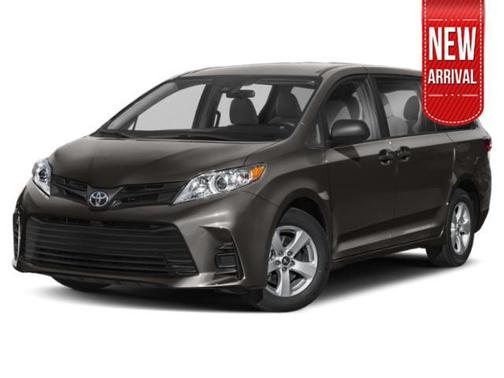 2020 Toyota Sienna XLE