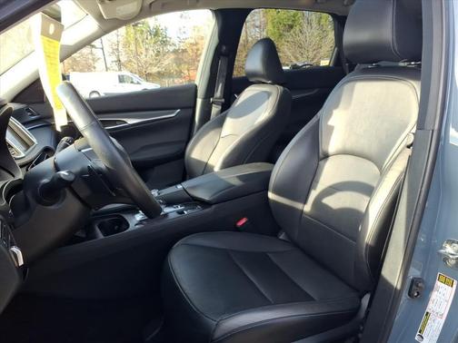 2024 INFINITI QX50 LUXE