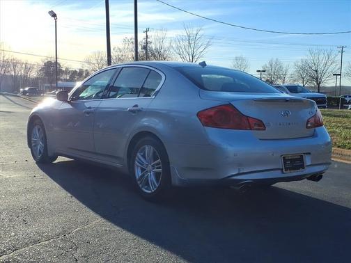 2011 INFINITI G37 Journey