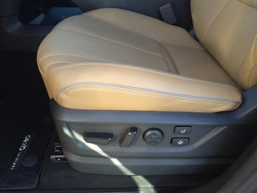 2025 INFINITI QX80 SENSORY AWD