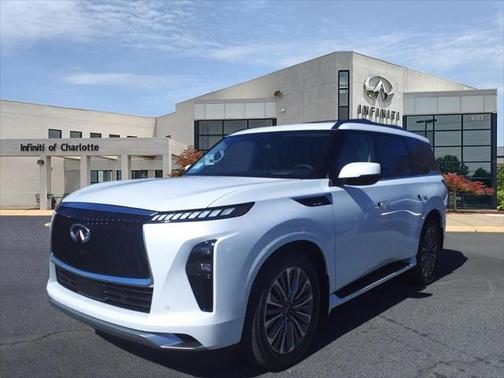2025 INFINITI QX80 Luxe