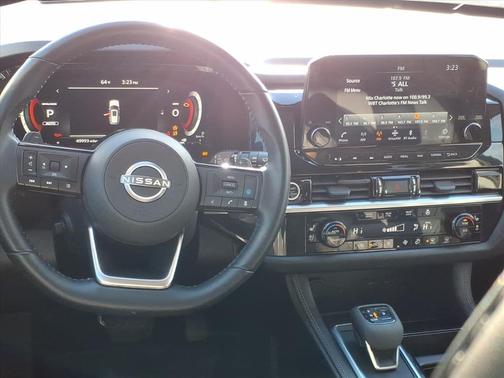 2023 Nissan Pathfinder Platinum 4WD