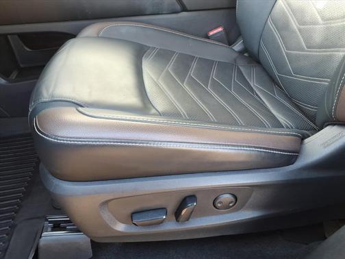 2023 Nissan Pathfinder Platinum 4WD