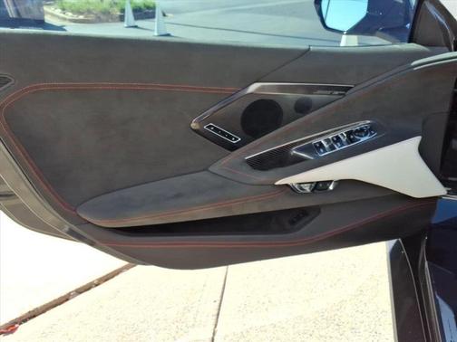 2023 Chevrolet Corvette Stingray w/3LT