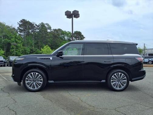 2025 INFINITI QX80 Luxe