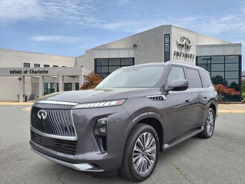 2025 INFINITI QX80 Luxe