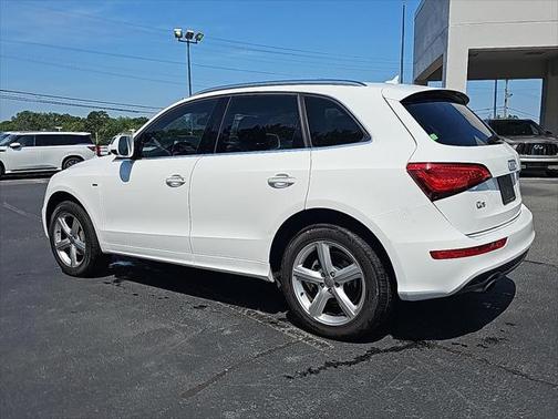 2017 Audi Q5 2.0T Premium Plus