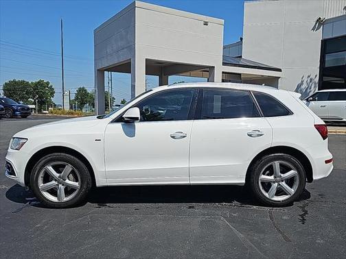 2017 Audi Q5 2.0T Premium Plus