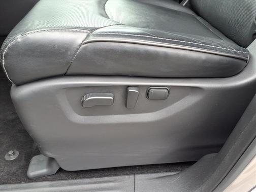 2023 INFINITI QX80 Luxe