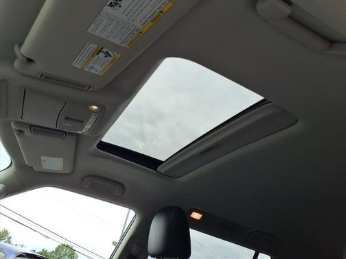 2023 INFINITI QX80 Luxe