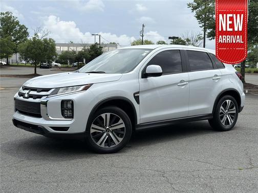 White Diamond 2023 Mitsubishi Outlander Sport 2.0 ES