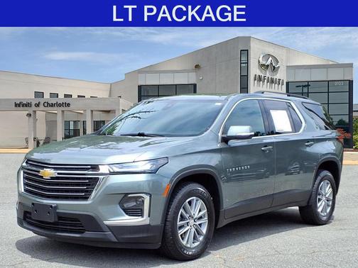 2022 Chevrolet Traverse LT Cloth