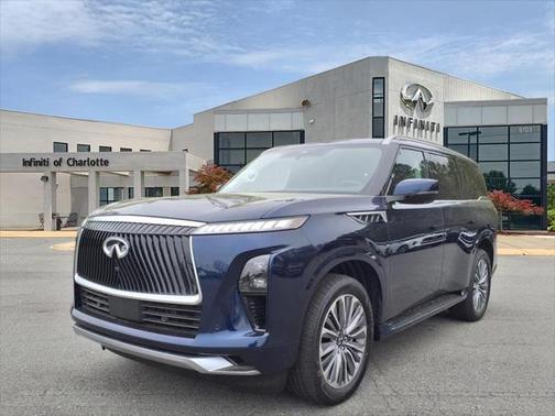 2025 INFINITI QX80 Luxe