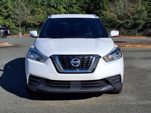 2020 Nissan Kicks SV