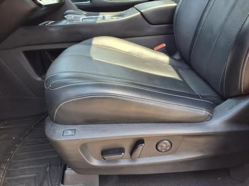 2022 INFINITI QX60 SENSORY