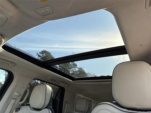 2021 Lincoln Navigator Black Label