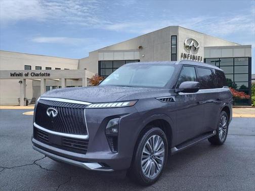 2025 INFINITI QX80 Luxe