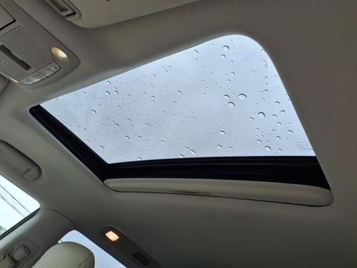 2022 INFINITI QX80 Luxe