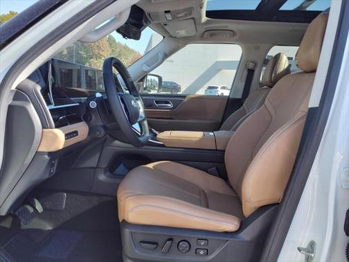 2025 INFINITI QX80 SENSORY AWD