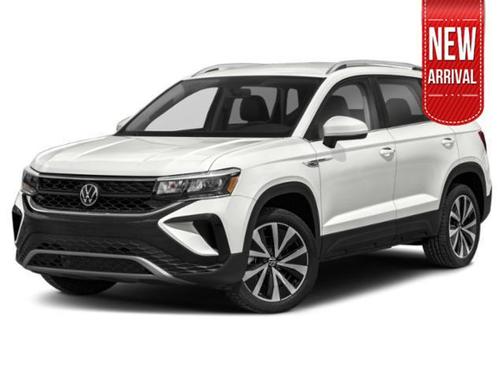 Pure Gray 2023 Volkswagen Taos 1.5T SE