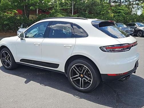 2020 Porsche Macan Base