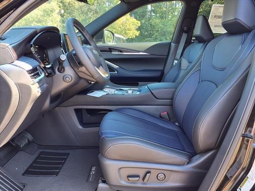 2026 INFINITI QX60 Base