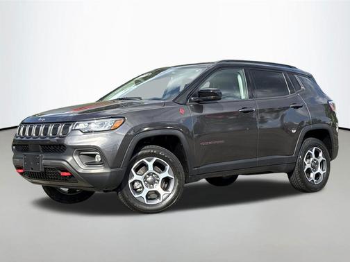 Granite Crystal Metallic Clearcoat 2022 Jeep Compass Trailhawk