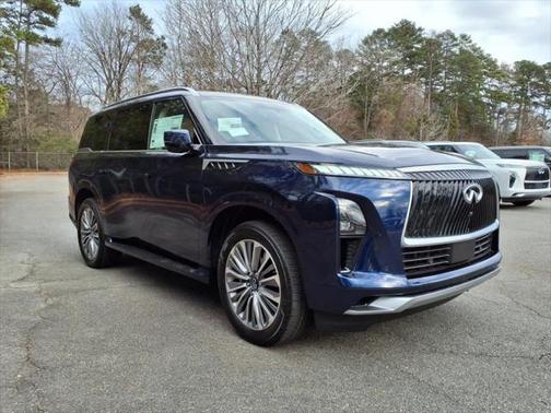2025 INFINITI QX80 Luxe