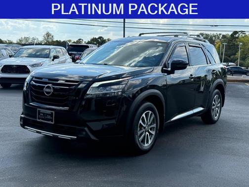 2022 Nissan Pathfinder Platinum 4WD