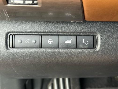 2022 Nissan Pathfinder Platinum 4WD