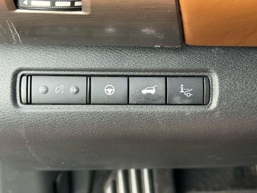 2022 Nissan Pathfinder Platinum 4WD