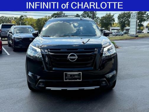 2022 Nissan Pathfinder Platinum 4WD