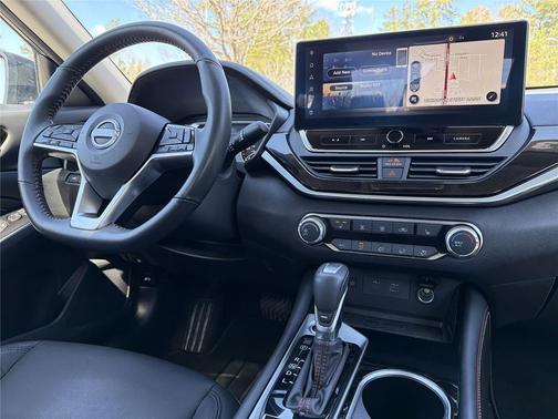 2023 Nissan Altima SR Intelligent AWD
