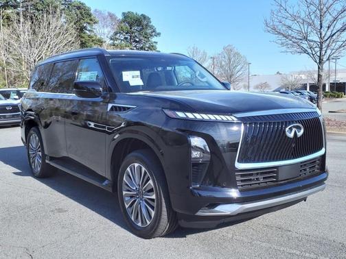 2025 INFINITI QX80 Luxe