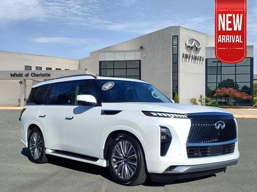 2025 INFINITI QX80 SENSORY AWD
