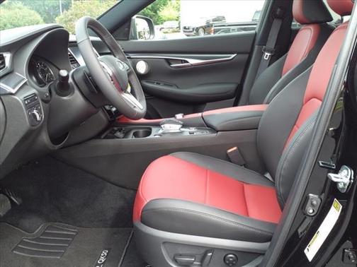 2025 INFINITI QX50 SPORT